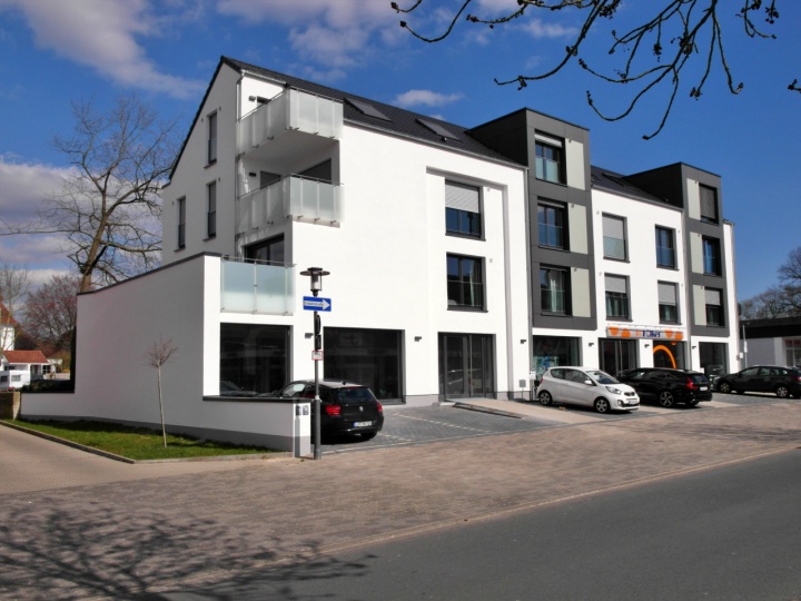 Hausansicht Bielefeld Etagenwohnung Hochwertig ausgestattete Wohnung mit Dachterrasse in Bielefeld-Heepen!