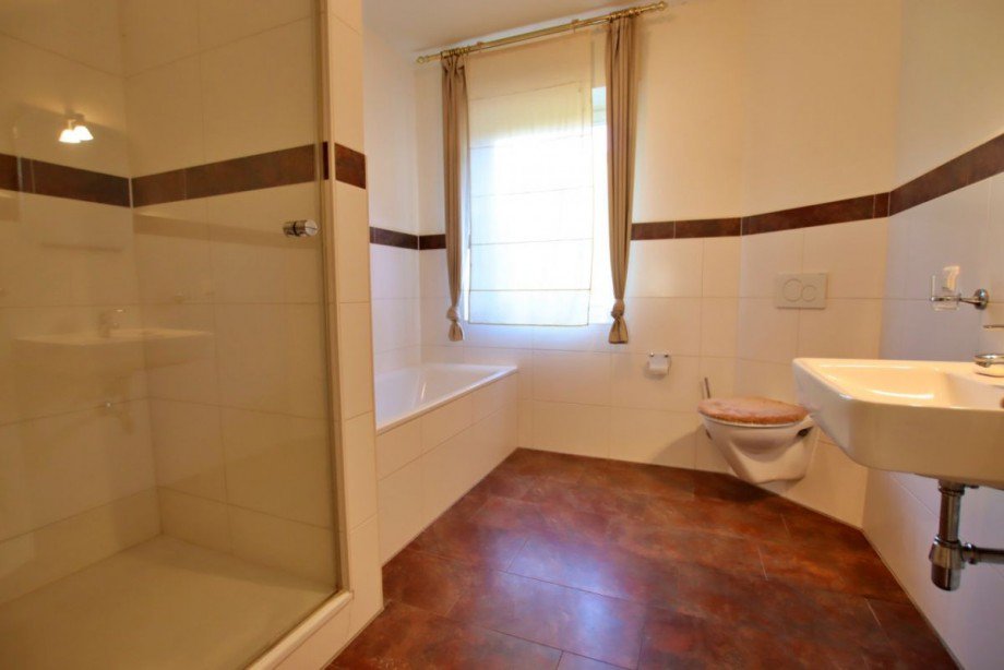 Badezimmer EG Einfamilienhaus Bielefeld