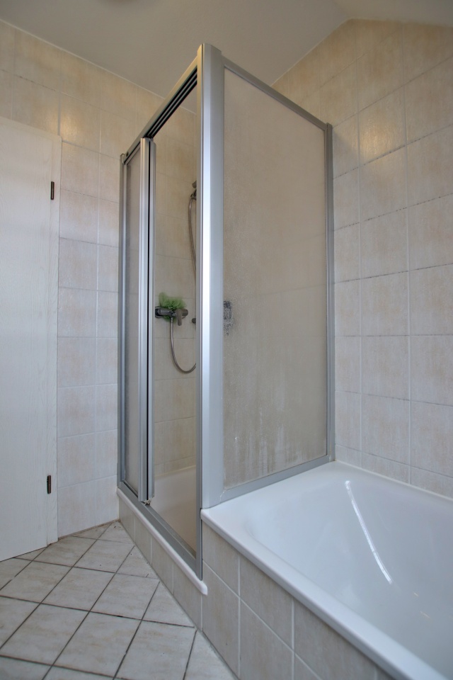 Badezimmer Dachgeschosswohnung Hiddenhausen